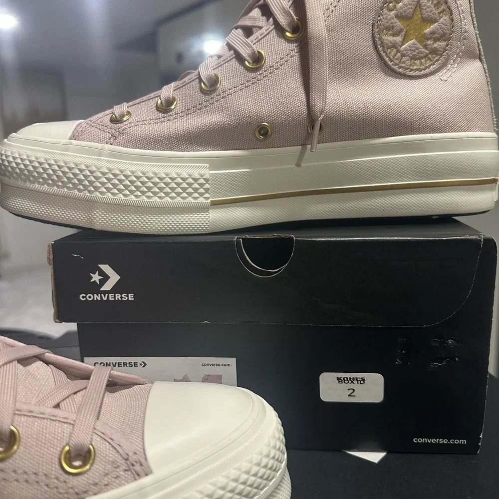 Converse Chuck Taylor All StarLift HighTop Platform Sneaker authentic/brand new - Picture 4 of 11